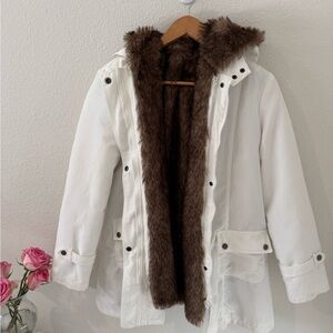 Women's White Ski Jacket with Brown Faux Fur Trim